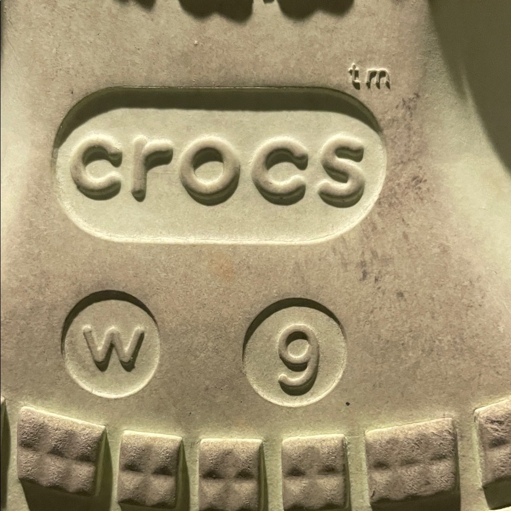 Crocs Green Clogs - Picture 4 of 5